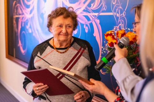 Teresa Paszkiewicz uhonorowana podczas spotkania Oddziałowej Sekcji Emerytów i Rencistów Związku Nauczycielstwa Polskiego