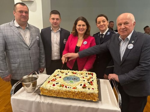 Burmistrz Giżycka Ewa Ostrowska uczestniczyła w jubileuszu 25-lecia Klubu PTTK KORMORAN