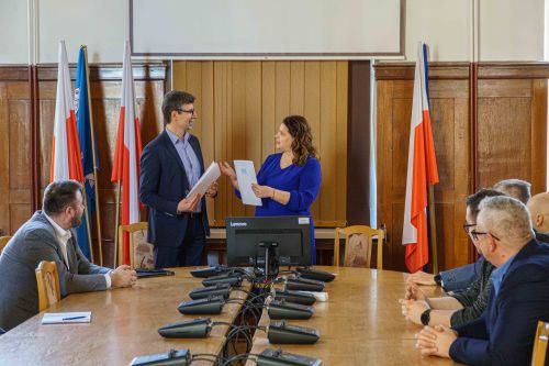 Podpisanie porozumienia o współpracy między Gminą Miejską Giżycko i GoCloud Polska - partnerem strategicznym Google_7.03.2025